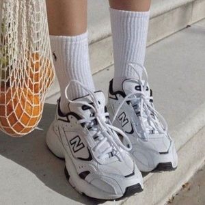 New Balance 452 White Leather Black Accent Detail Women’s size 7 Dad Shoe